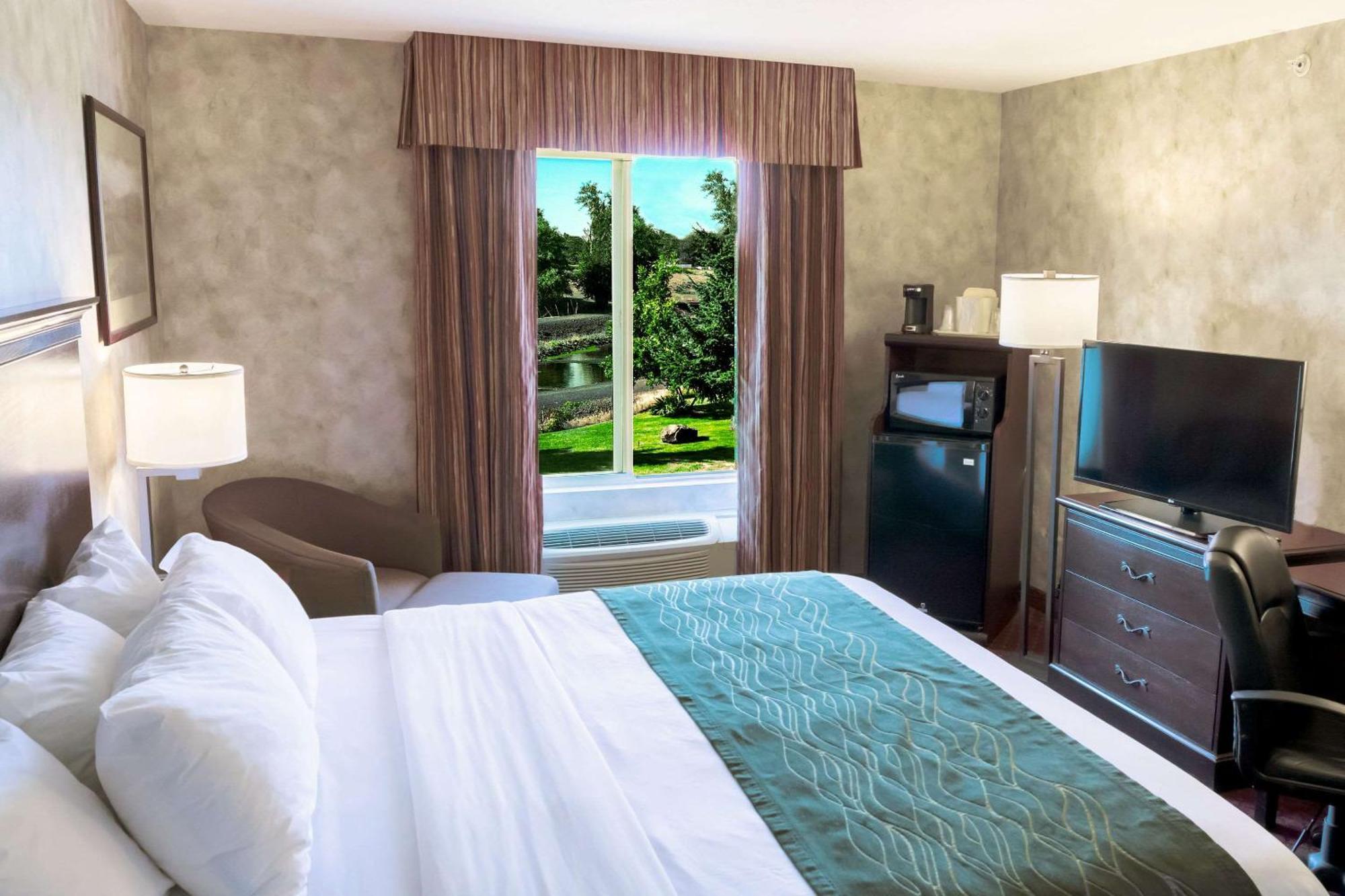 Comfort Inn & Suites Walla Walla Bagian luar foto